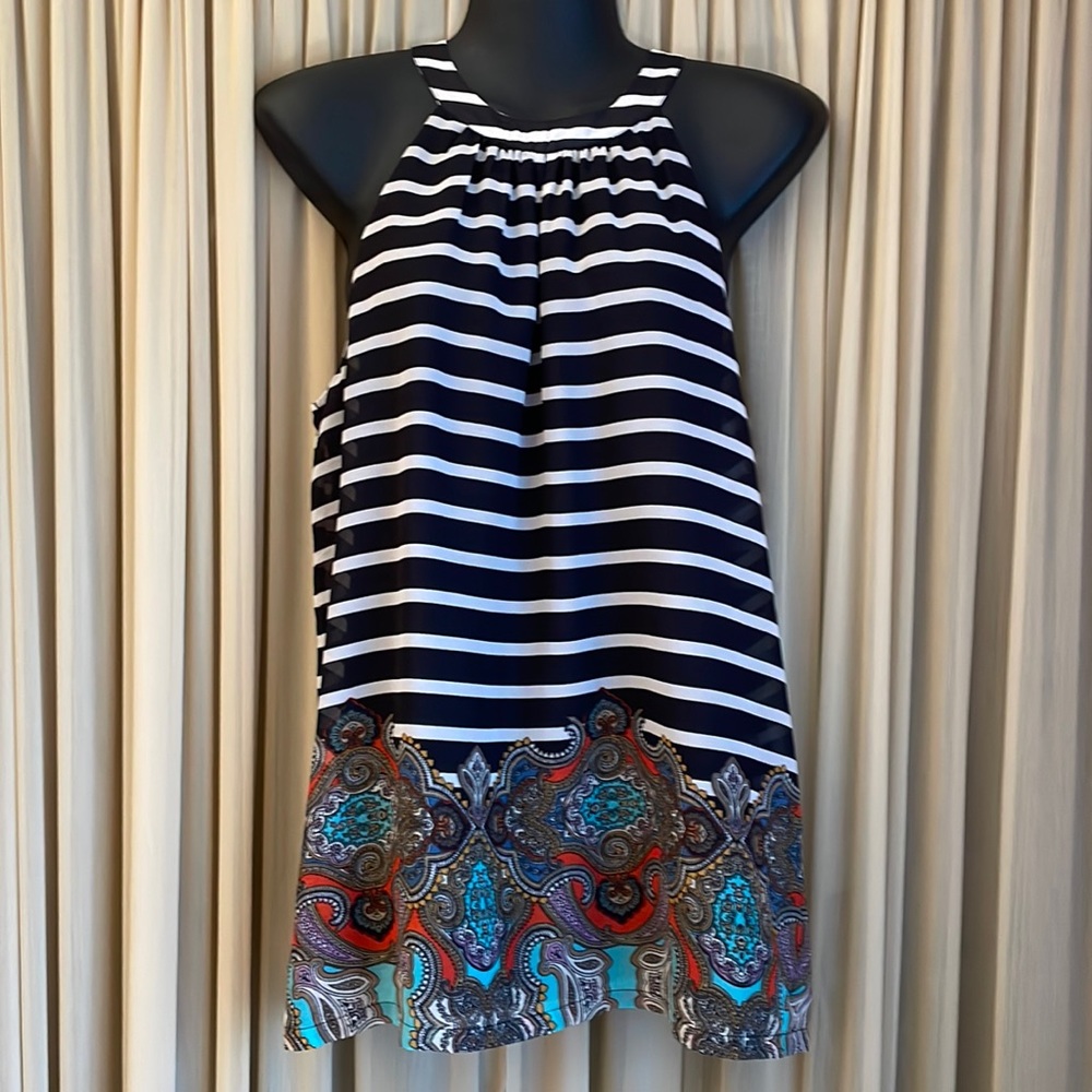 Small Banana Republic Blouse Sleeveless ❤️